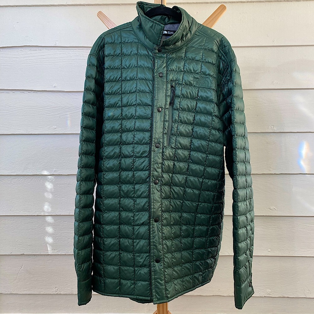 The North Face Snap Front Lightweight Quilted Jacket - Men’s XL
